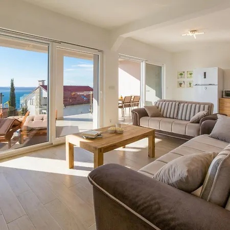 White House Penthouse *