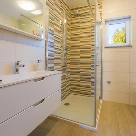 White House Penthouse Dramalj