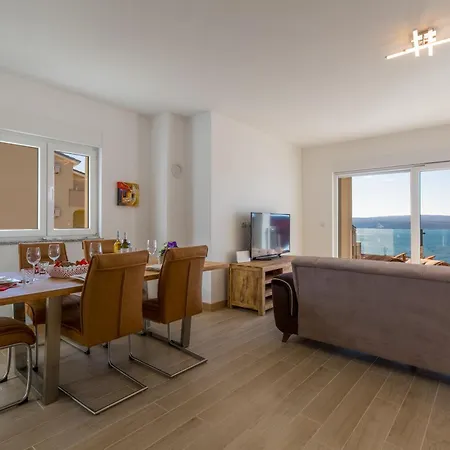 White House Penthouse *