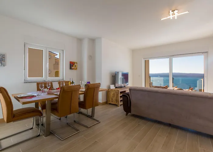 White House Penthouse *